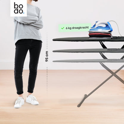 Bodo® - Strijkplank Ascend Elite - Stoomunithouder - Uitklapbaar Rek - 122 x 43 cm - Zwart
